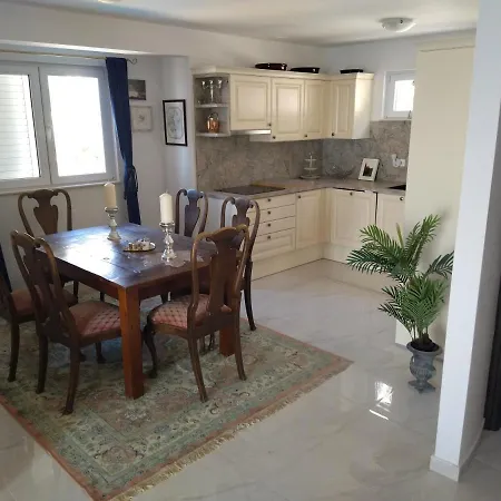 Marija Max Apartman Makarska