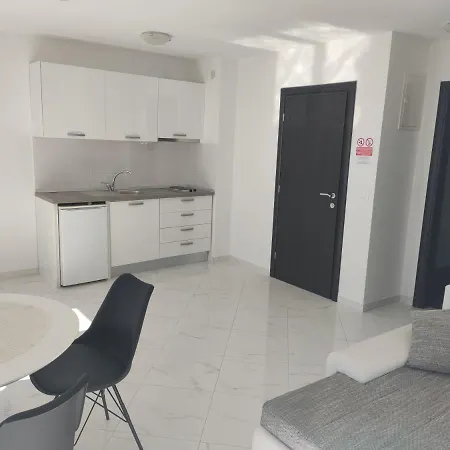 Marija Max * Makarska