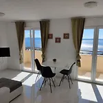 Marija Max דירה מאקרסקה